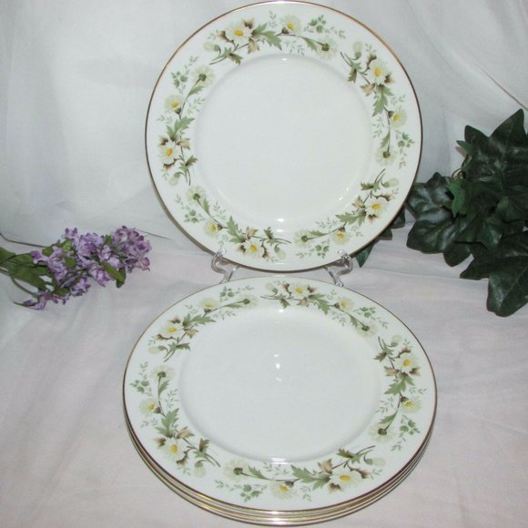 4 ROYAL DOULTON Clairmont Dinner Plates TC1033 English Translucent China Lot - Picture 3 of 8